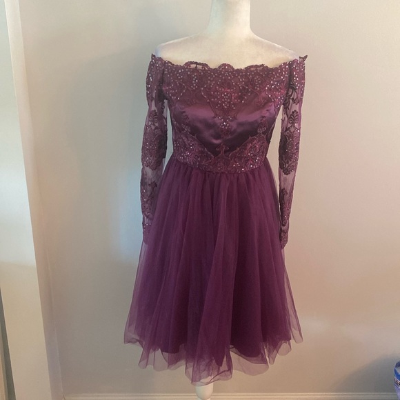 JJ House NWT special occasion dress - Picture 1 of 13